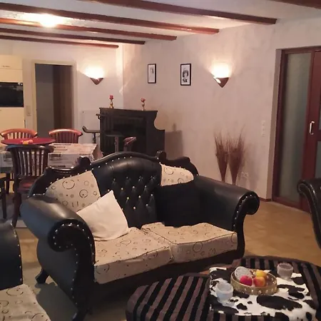 Ferienwohnung Waldlounge Apartment *